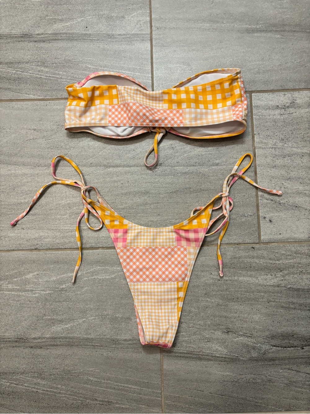 Bikini Set - Picture 5 of 6